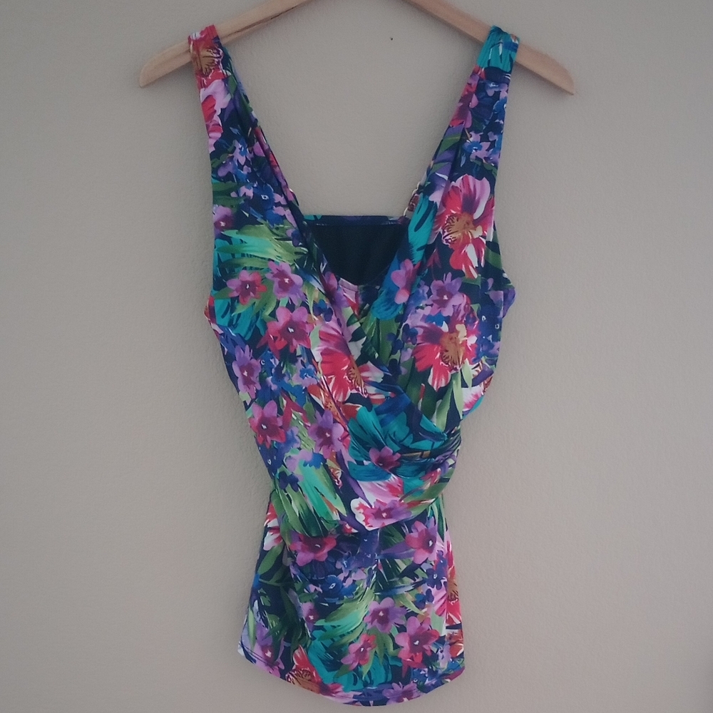 Lands End Women's Bright Tropical Floral Tankini Top Adjustable Straps Size 14DD